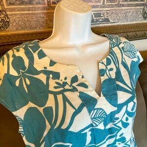 BODEN Women's 100% Linen A-line dress with pockets Blue white Size 4 Vee Neck